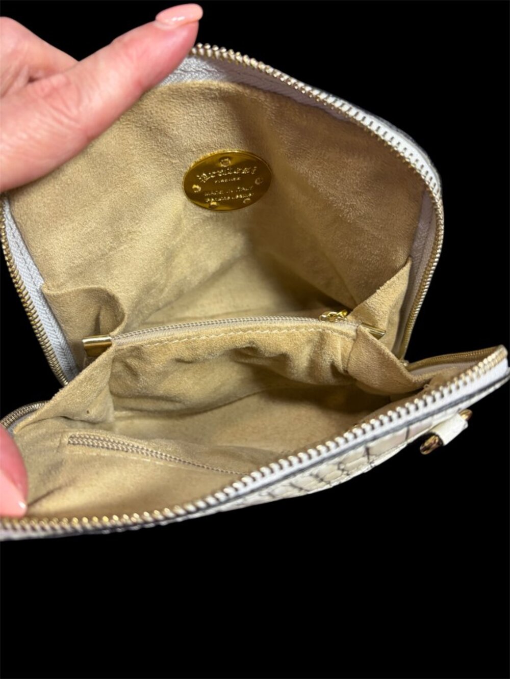 PRATESI ITALIAN LEATHER CROSSBODY EUC WITH DUSTY - Picture 4 of 7